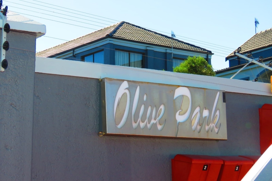 2 Bedroom Property for Sale in Parklands Western Cape